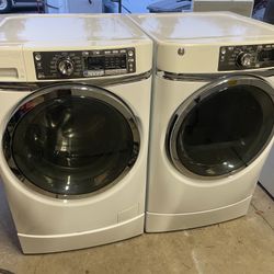 GE Steam Washer/Dryer Free Delivery/Warranty