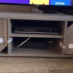 Tv stand 