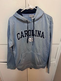 North Carolina hoodie size men’s medium