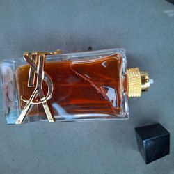 Yve Saint Laurent Perfume 