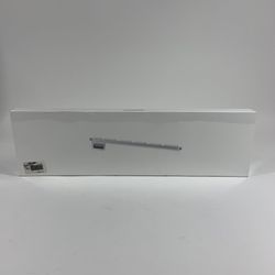 New Apple Smart Keyboard White MB110LL/B Smart Keyboard