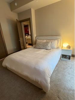 Tufted White Queen Bed - Perfect Condition