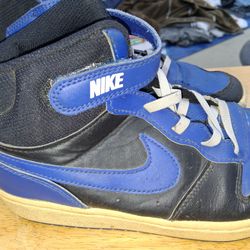 Nike Court Shoes Size 2.5