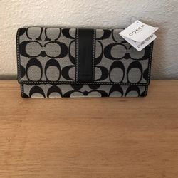 Coach Wallet NWT
