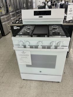 $749 GE 30-Inch Freestanding Gas Range White