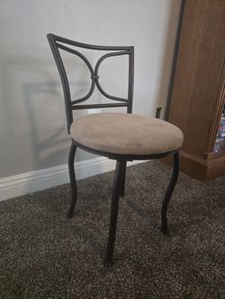 Vanity Chair Free
