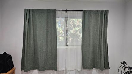 **MOVING. MUST GO BY 10/1** 2 - 42"x63" Room Darkening Heathered Thermal Window Curtain Panel Green - Room Essentials