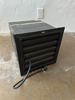 Doran Darkroom Ventilation