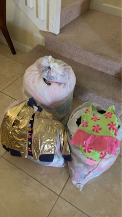 I have like 5 or 6 bags full of clothes sizes from newborn 24 months 2t 3t 4t and shoes size 3c 4c 5c 6c 7c 8c 9c 10c
