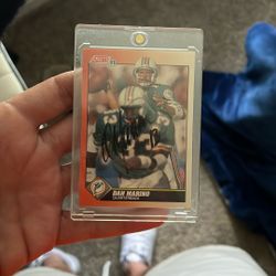 Dan marino signed card 