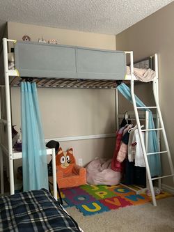 Bunk bed