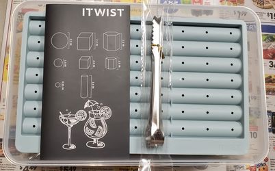 Itwist Long Ice Cube Trays With Lid & Bin