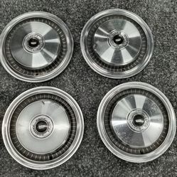 Set of four hubcaps