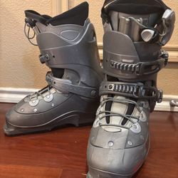 Ski boots 26-26.5cm