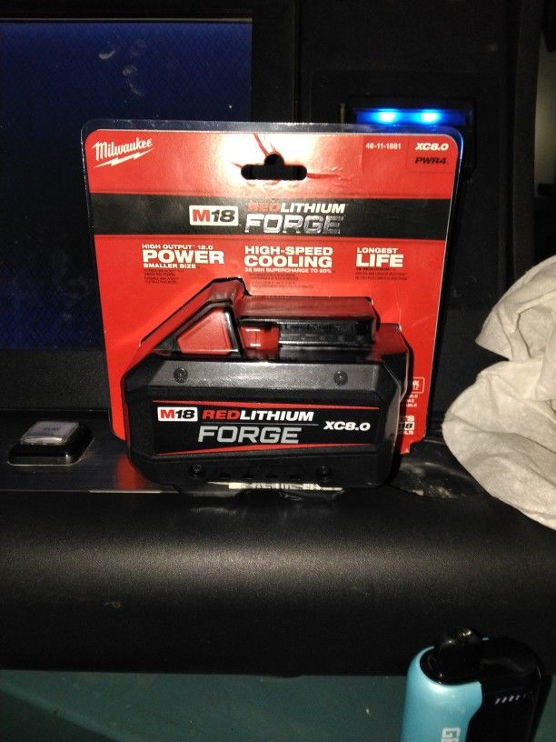 MILWAUKEE M18 RED LITHIUM FORGE XC8.0 BATTERY