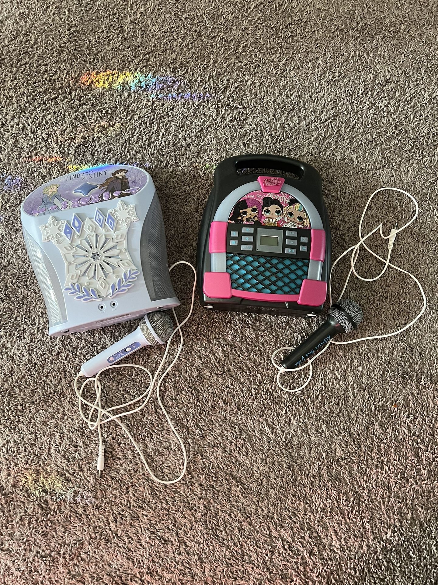 Frozen And LOL Surprise, Karaoke Machines