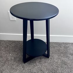 Side End/Accent Table