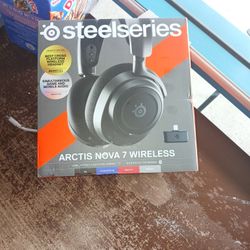 Brand New Never Been Opened Arctis  Nova 7 Wireless 
