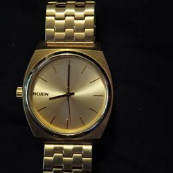 Watches And Accessories For Sale 