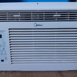 Midea AC Unit