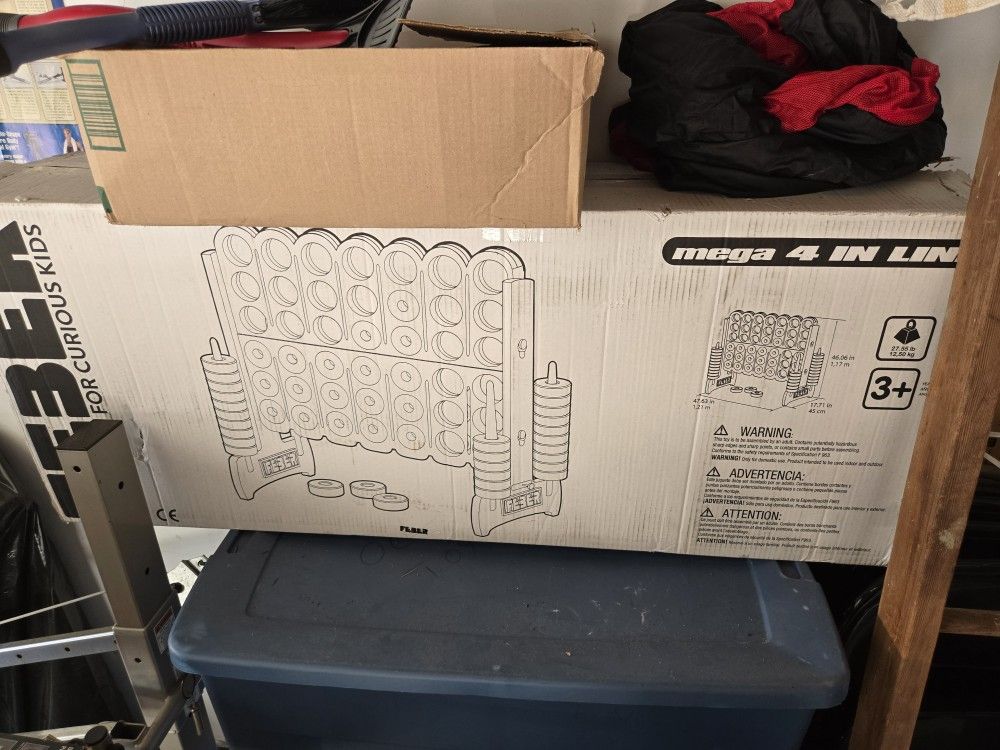 Outdoor Connect 4 Game
