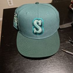 Seattle Size 7 3/8