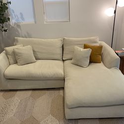 Feathers Sectional 