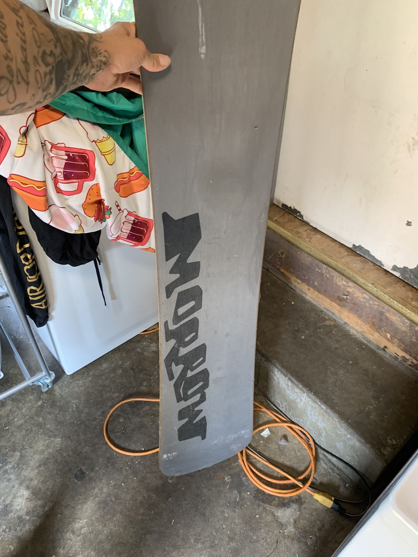 Morrow truth snowboard 154cm for Sale in San Lorenzo, CA