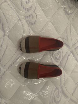 Burberry shoe size 29