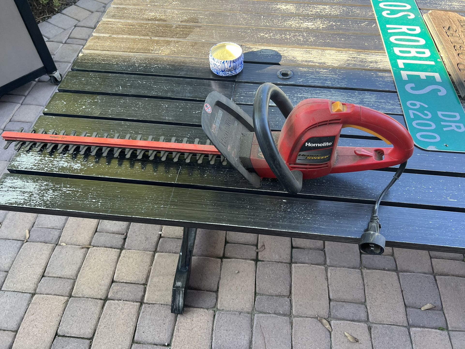 homelite electric busch edger 22 in