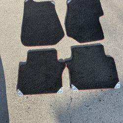 Car Mats OEM Range Rover 2012 New Condition 