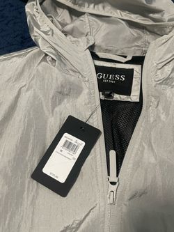 Guess windbreaker