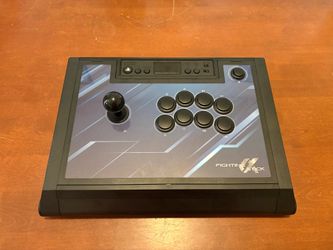 PS5/PS4/PC Fighting Stick Hori