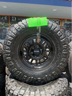 🔥35x12.50R17 Nitto Ridge Grappler on 17" Method Race Wheels🔥