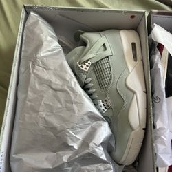 Jordan 4s 