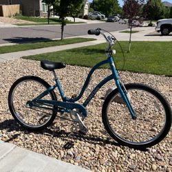 Electra townie 3 speed Adult step through bike