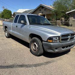 2004 Dodge Dakota