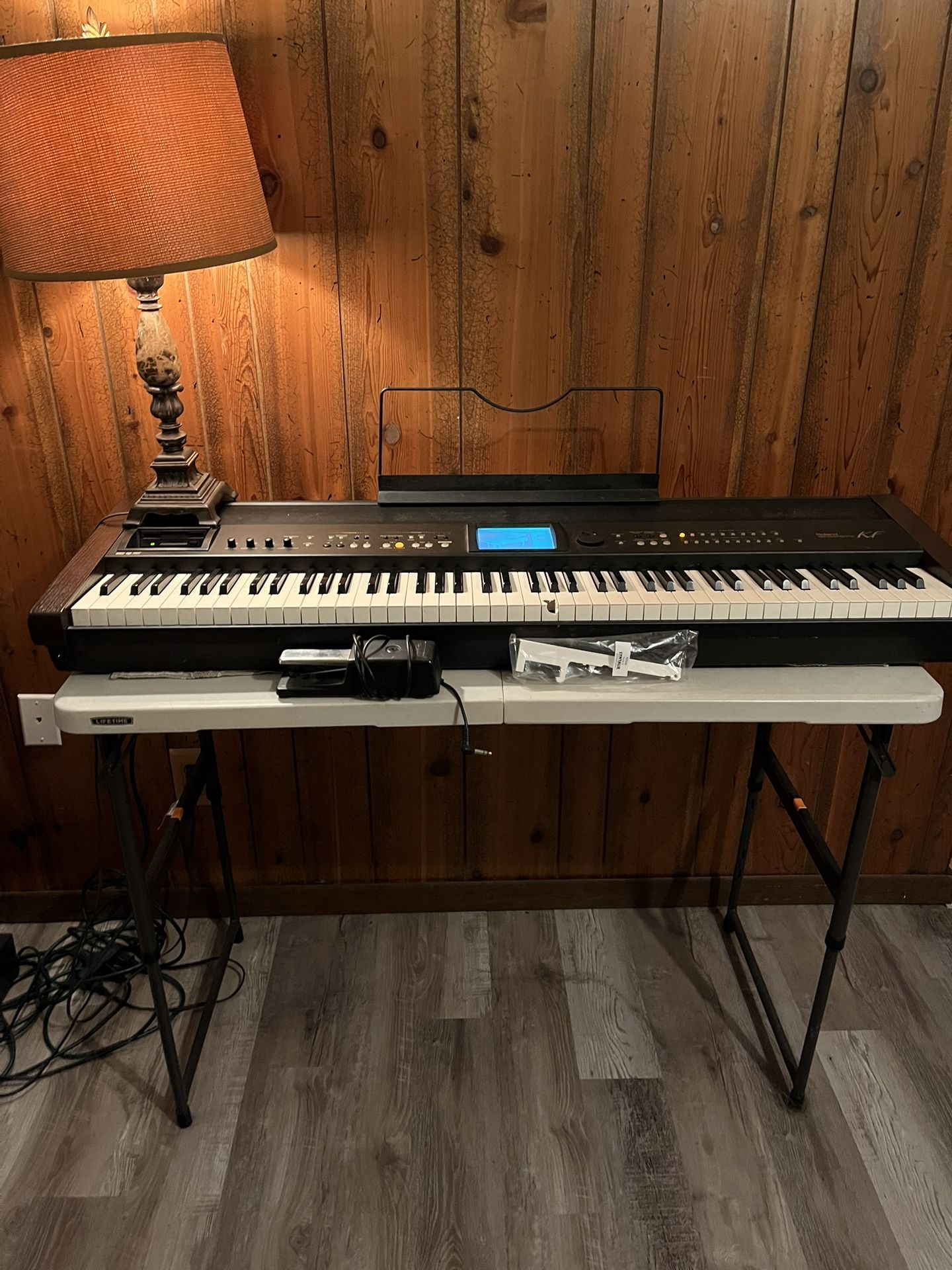 Roland digital Electric Piano