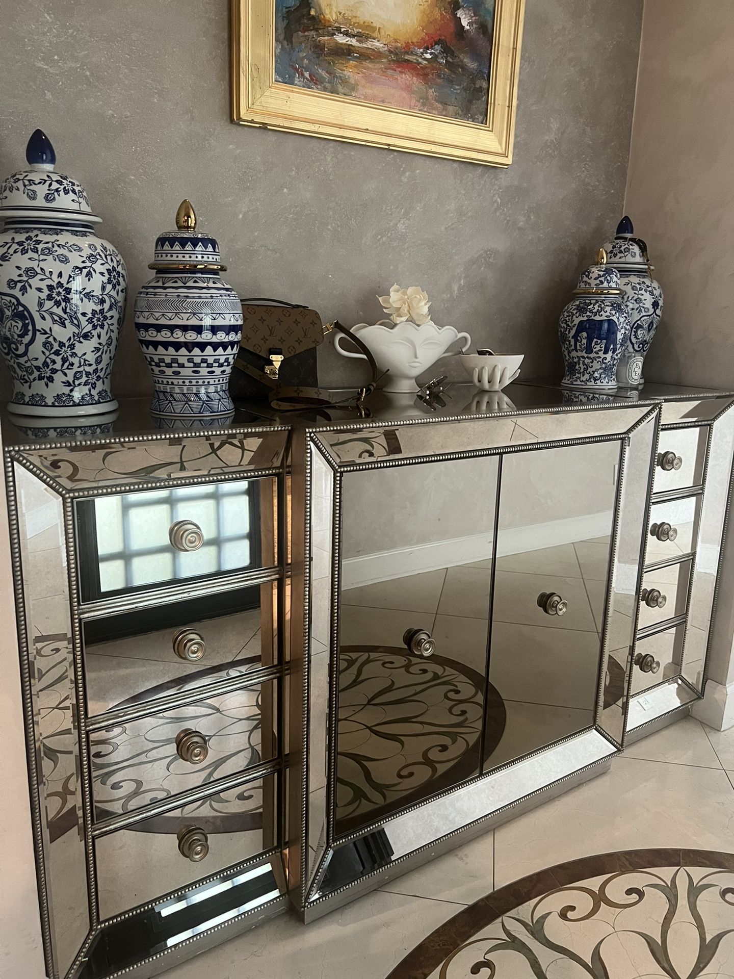 Mirrored Cabinet 