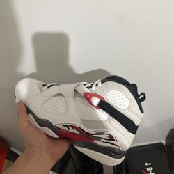 Jordan Retro 8 Bugs Bunny Early 10-12