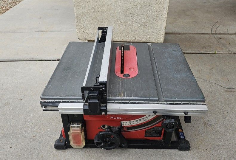 milwaukee m18 cordless table saw 
