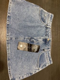 Light Wash Denim Mini Skirt Size L