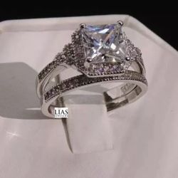 New 18k White Gold Wedding Ring Set 