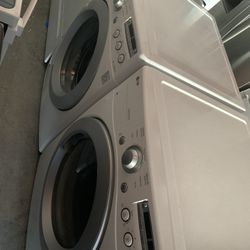 Kenmore Washer & dryer Set 