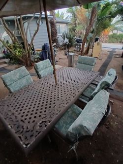 Rustic Outdoor Family Table, 2 swivel chairs 4 standard chairs