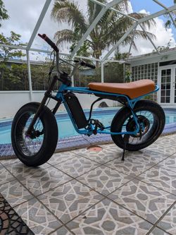 Custom super73