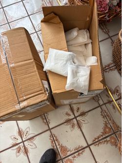 HOSPECO Maxithins Sanitary Pads, Maxi Absorbency, 250/Carton 2 boxes approx 500