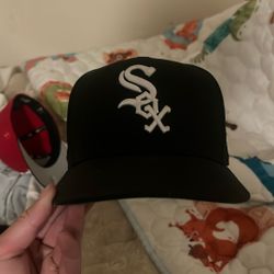 Capsule Hat All Black Fitted 