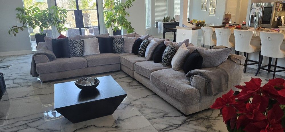 Briar Crossing 4 Pc Sectional