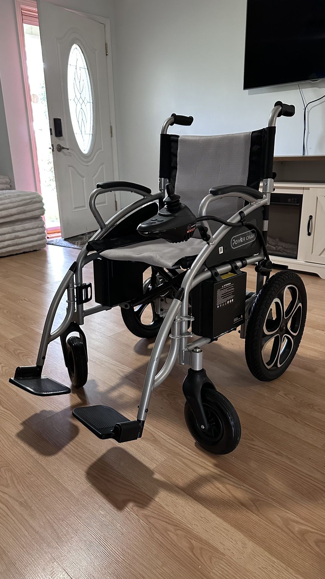 Vive Mobility Compact Foldable Powerchair